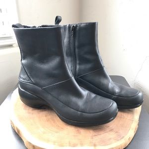 Womens Merrell spire zip black leather boots